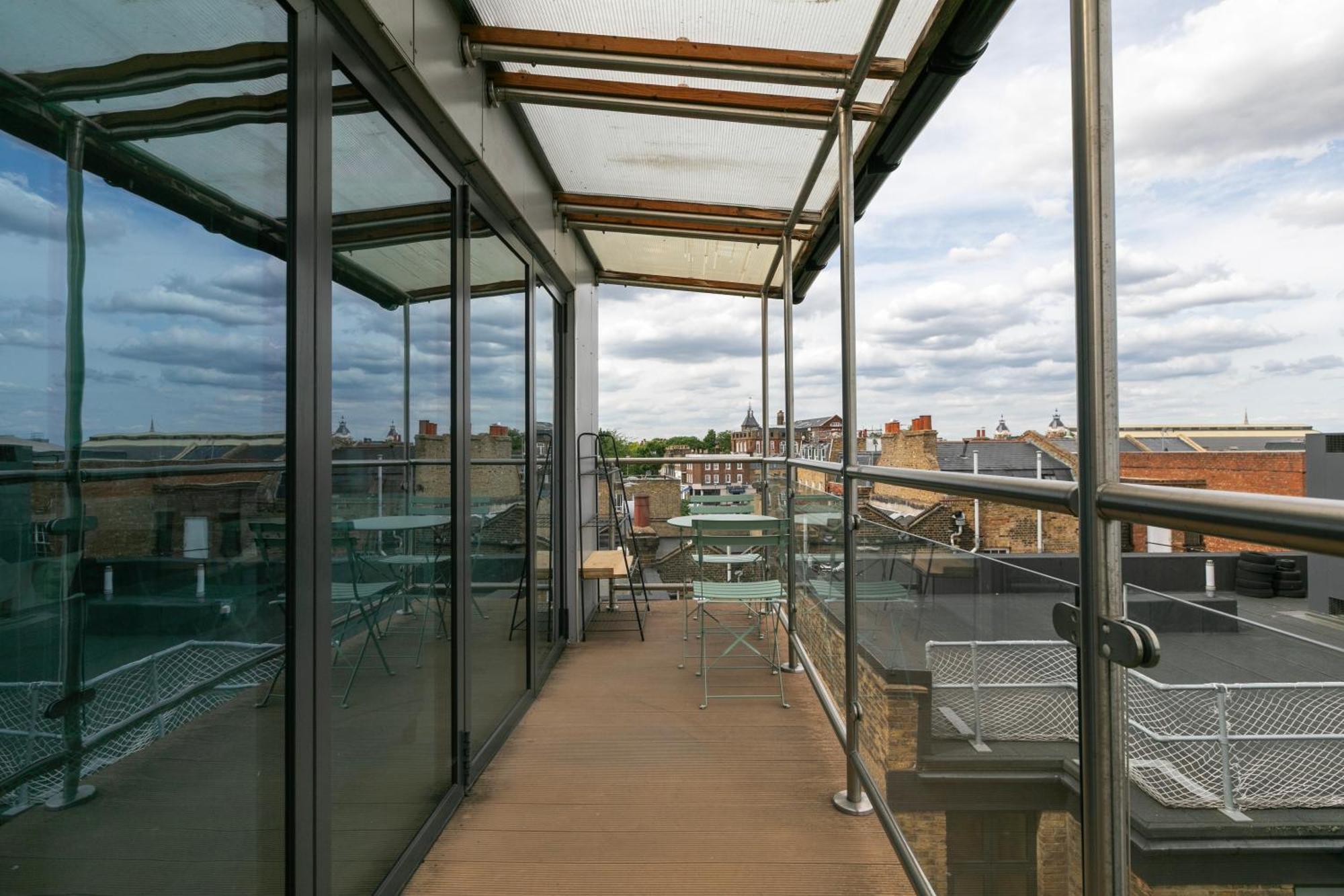Apartment Angel 2br Light-filled Tf 2 Balcony London
