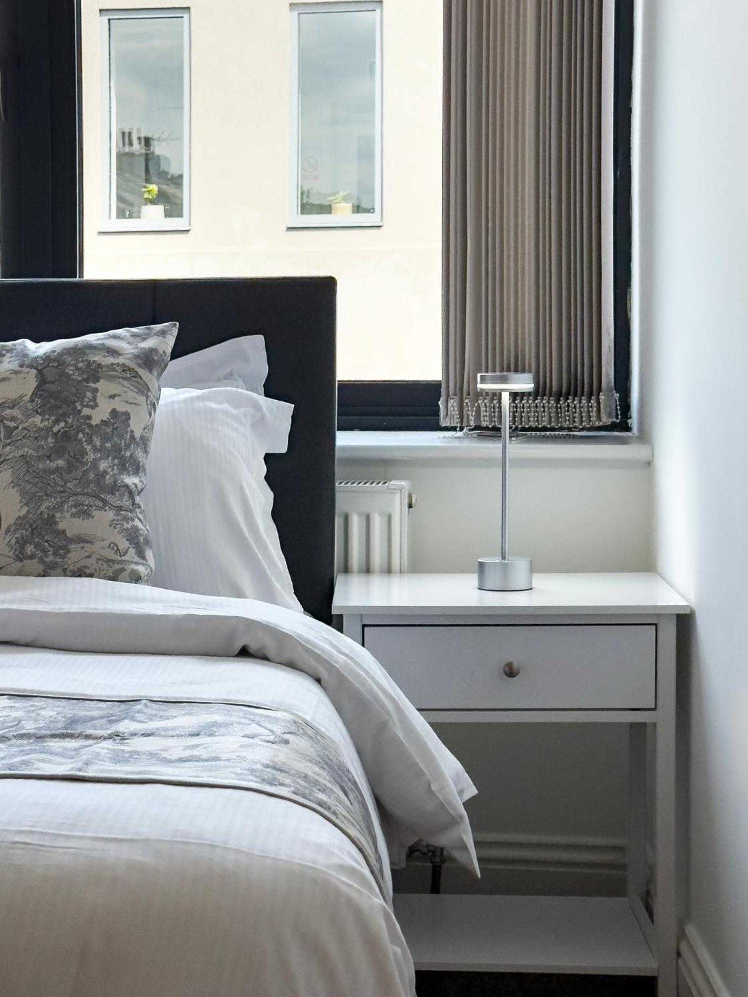 Angel 2br Light-filled Tf 2 Balcony London